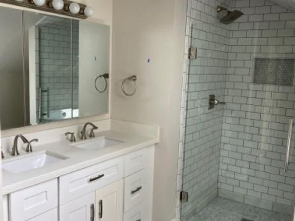 716 Worthshire Street, Houston TX 77008
