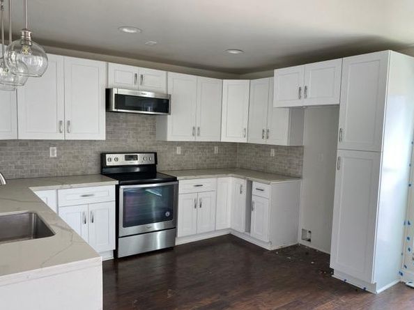 716 Worthshire Street, Houston TX 77008