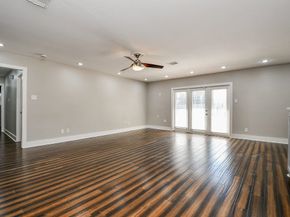 5715 Ettrick Drive, Houston TX 77035