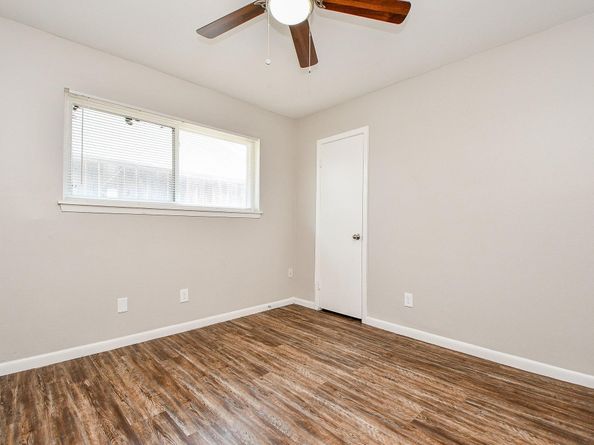 5715 Ettrick Drive, Houston TX 77035
