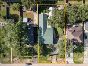 516 Clayton Street, Tomball TX 77375