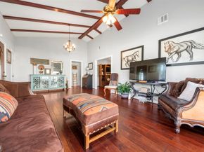 516 Clayton Street, Tomball TX 77375