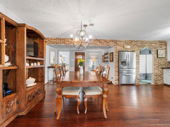 516 Clayton Street, Tomball TX 77375