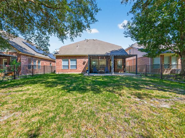 18307 Pin Oak Bend Drive, Cypress TX 77433