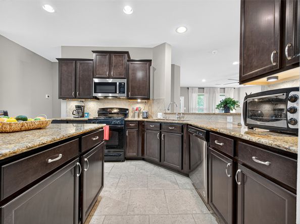 2407 Winter Trail Drive, Conroe TX 77304