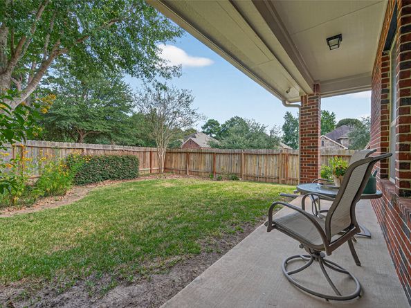 2407 Winter Trail Drive, Conroe TX 77304