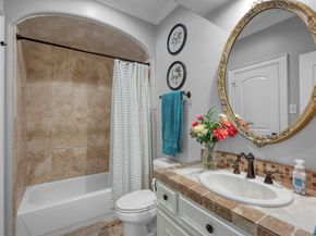 79 N Gary Glen Circle, The Woodlands TX 77382