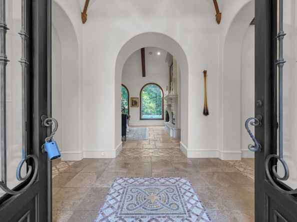 79 N Gary Glen Circle, The Woodlands TX 77382