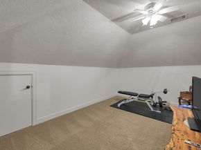 79 N Gary Glen Circle, The Woodlands TX 77382