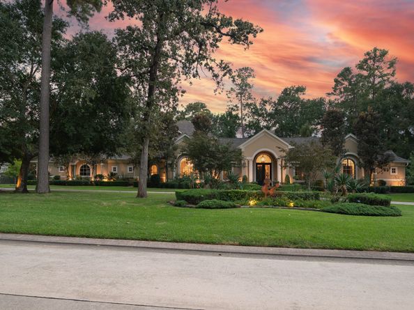79 N Gary Glen Circle, The Woodlands TX 77382