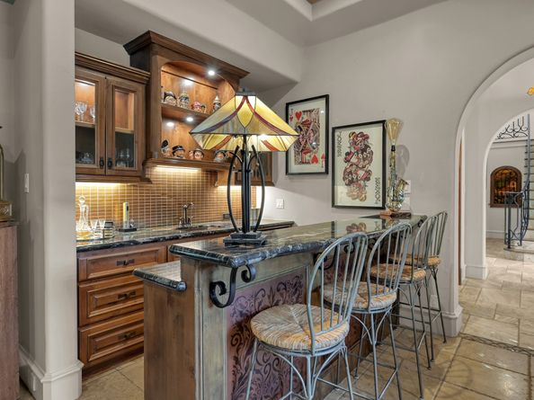 79 N Gary Glen Circle, The Woodlands TX 77382