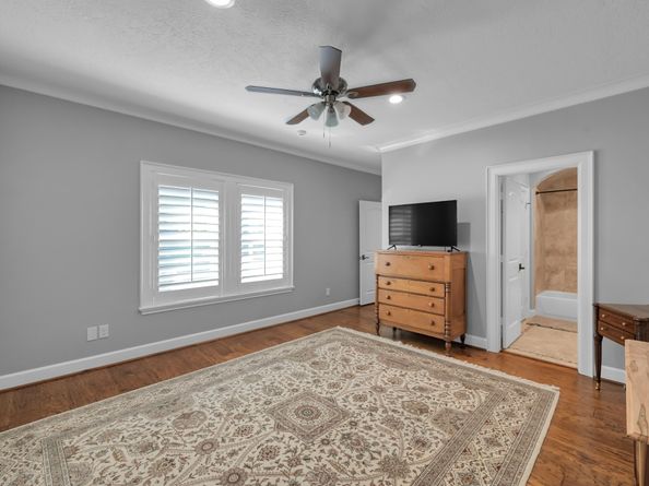 79 N Gary Glen Circle, The Woodlands TX 77382
