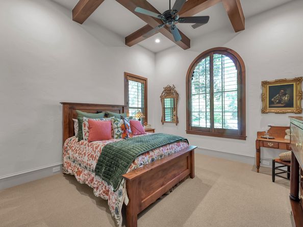 79 N Gary Glen Circle, The Woodlands TX 77382