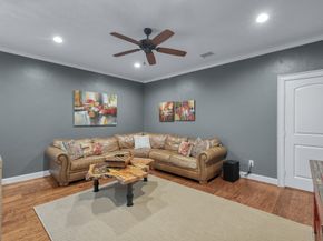 79 N Gary Glen Circle, The Woodlands TX 77382