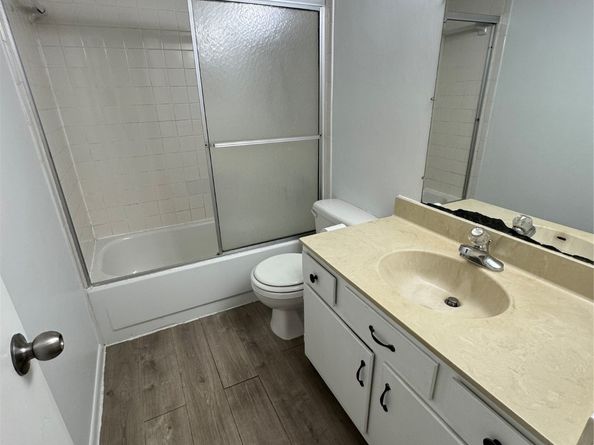 9035 Hollock Street, Houston TX 77075