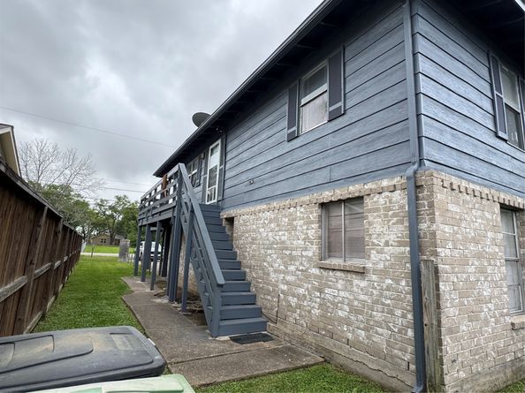 9035 Hollock Street, Houston TX 77075