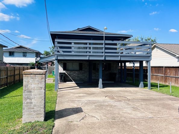 9035 Hollock Street, Houston TX 77075