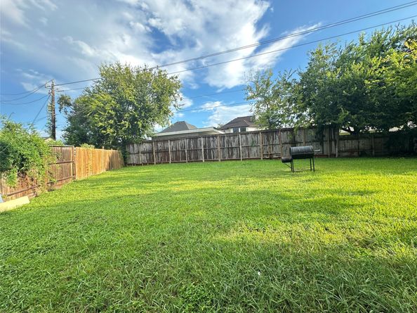 9631 Stockwell, Houston TX 77083