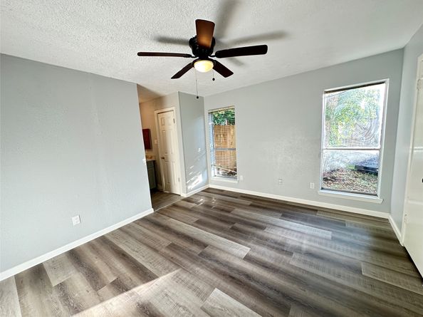 9631 Stockwell, Houston TX 77083