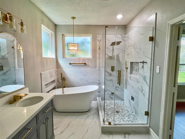 318 High Meadows Drive, Sugar Land TX 77479