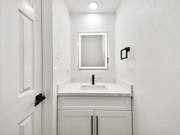 7338 San Ramon Drive, Houston TX 77083