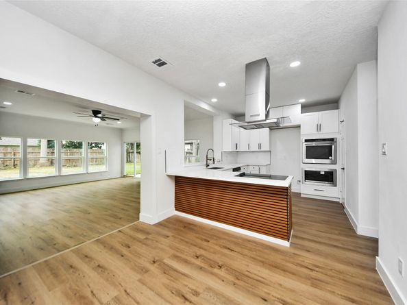7338 San Ramon Drive, Houston TX 77083