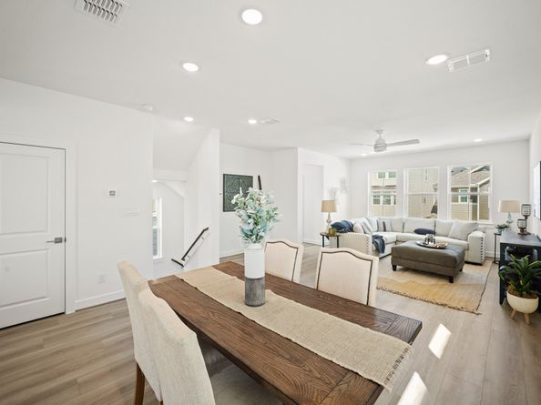 2210 Via Laura Lane, Houston TX 77051