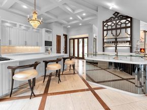 2247 Bartlett Street, Houston TX 77098