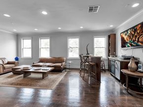 2247 Bartlett Street, Houston TX 77098