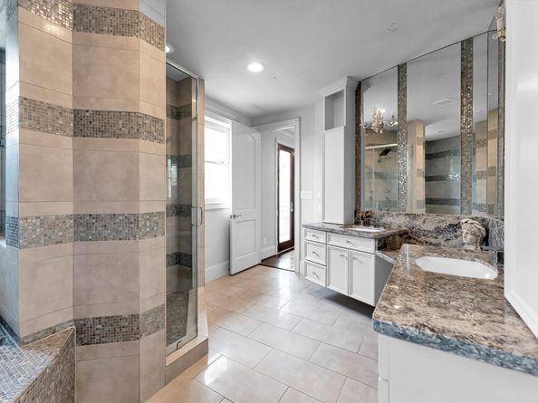2247 Bartlett Street, Houston TX 77098
