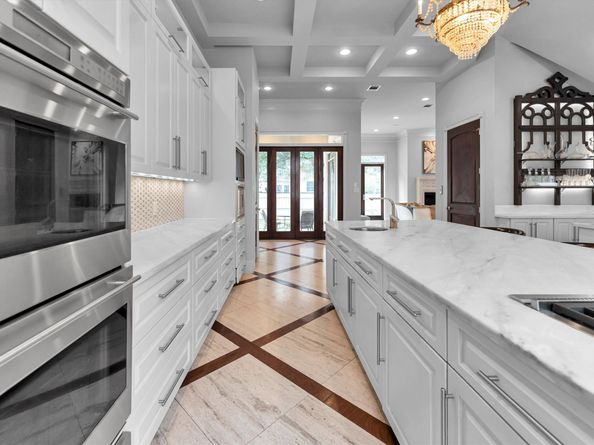 2247 Bartlett Street, Houston TX 77098