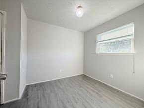 12715 Middlesbrough Lane, Houston TX 77066