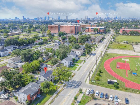 3718 Cleburne Street, Houston TX 77004