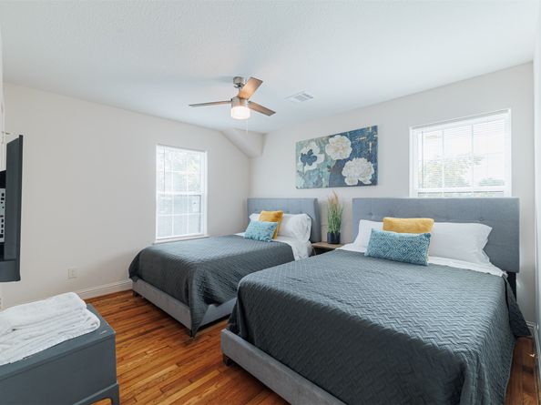 3718 Cleburne Street, Houston TX 77004