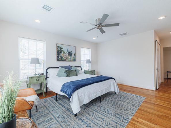 3718 Cleburne Street, Houston TX 77004