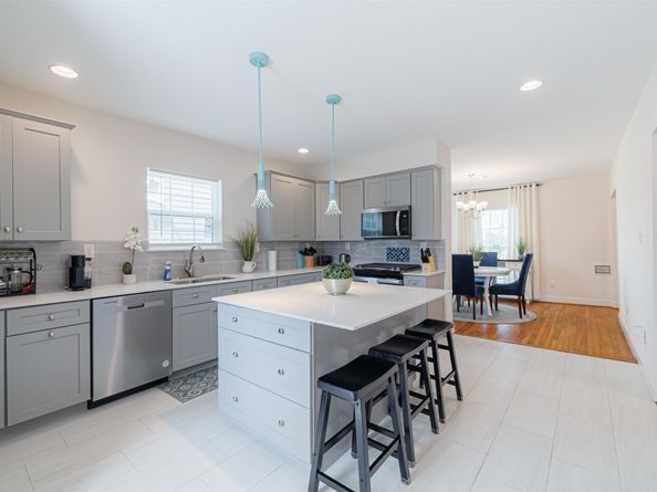 3718 Cleburne Street, Houston TX 77004