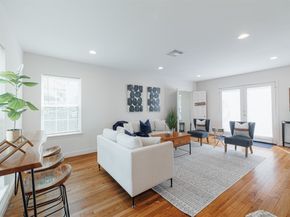 3718 Cleburne Street, Houston TX 77004