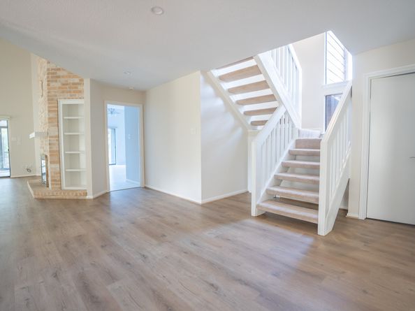 1030 Oyster Bay Drive, Sugar Land TX 77478