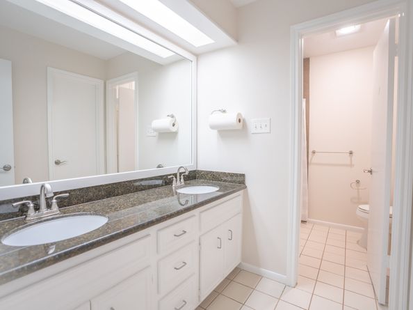 1030 Oyster Bay Drive, Sugar Land TX 77478