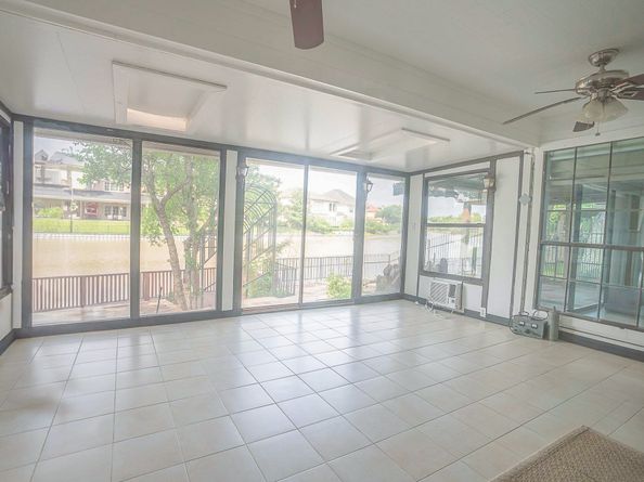 1030 Oyster Bay Drive, Sugar Land TX 77478