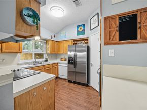 2818 Parkwood Manor Drive, Kingwood TX 77339