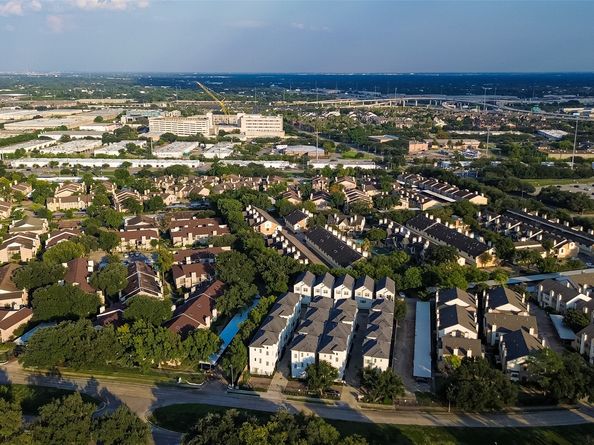 8225 Cambridge Street, Houston TX 77054