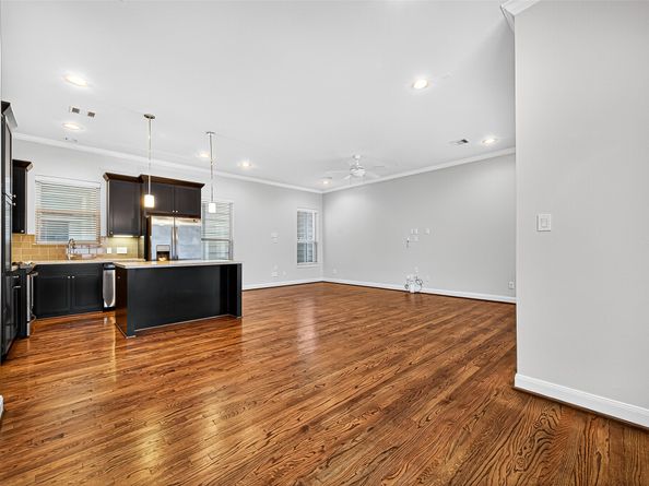 8225 Cambridge Street, Houston TX 77054
