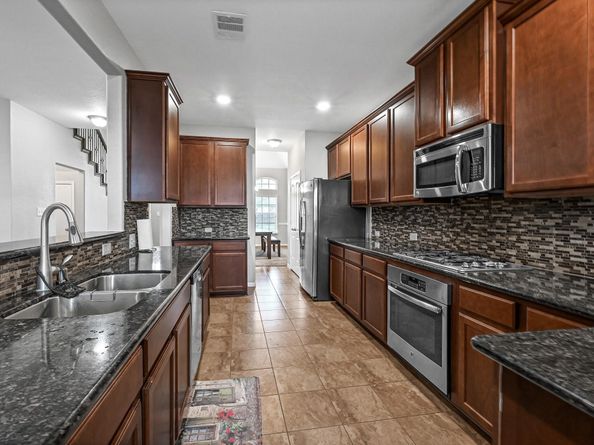 20254 Fossil Valley Lane, Cypress TX 77433