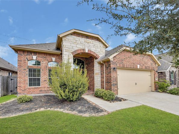 20254 Fossil Valley Lane, Cypress TX 77433
