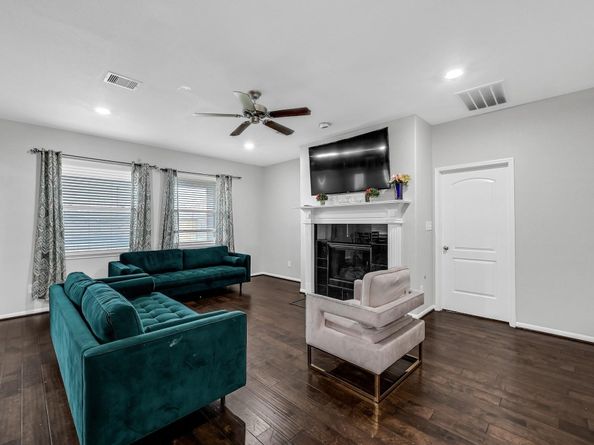 20254 Fossil Valley Lane, Cypress TX 77433