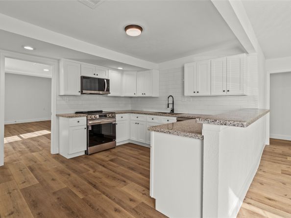 2513 Melbourne Street, Houston TX 77026