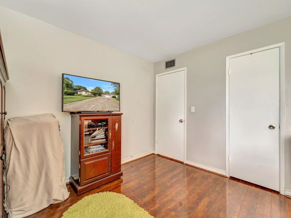 1615 Redway Lane, Houston TX 77062