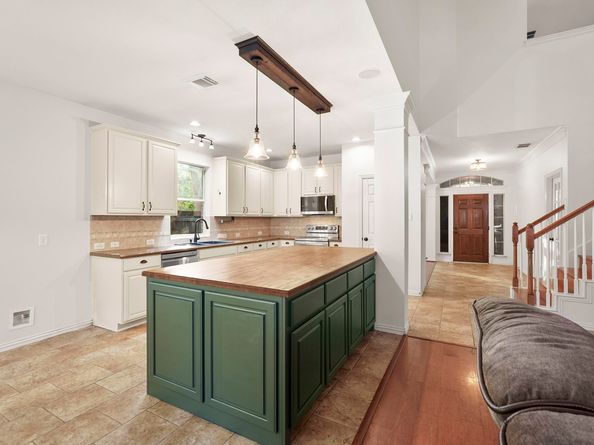 31002 Deerwood Park Lane Lane, Spring TX 77386