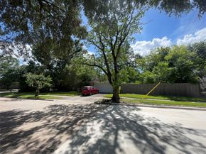 5202 Jason Street, Houston TX 77096